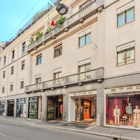 アパート Easytopstay - Monte Napoleone Exclusive Living *