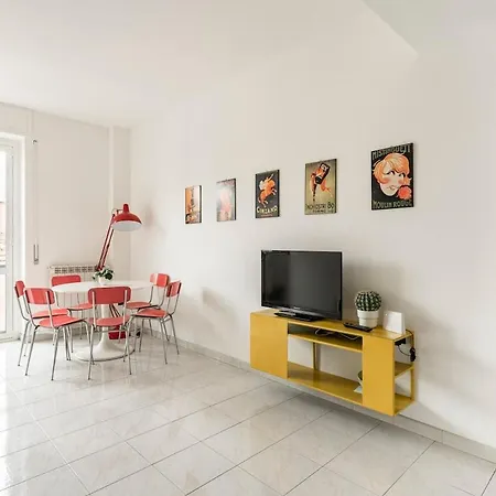 Apartamento La Madonnina -modern In Tortona District *