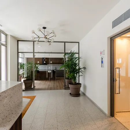 Apartment Vasari Home, Stile E Comfort, Nuova Costruzione 2025, Nel Cuore Del Centro Di Milano, Con Metropolitana Porta Romana Milan