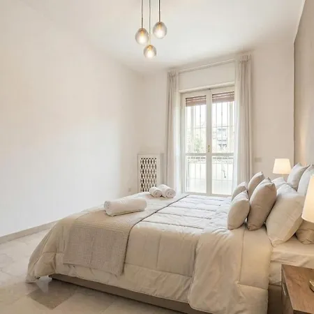 Апартаменты Spacious Modern Ac Close To Metro Милан