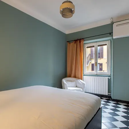 Charming Flat In Colonne Di San Lorenzo شقة