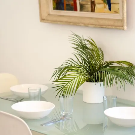 Apartment Charming Attic With Terrace - Wi-fi Netflix