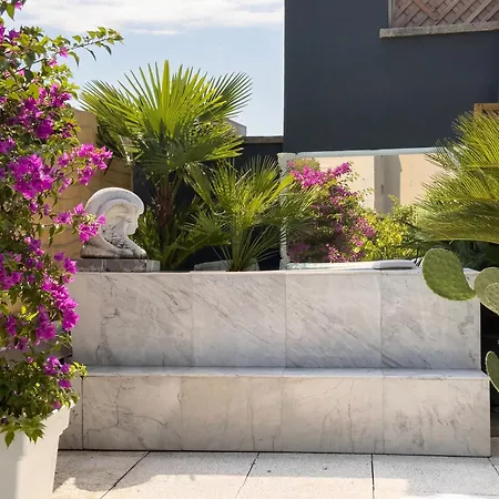شقة Penthouse With Super Terrace