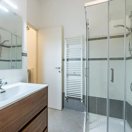 Apartment Bright Near Metro Tolstoj - Easy Centre And Linate Access *