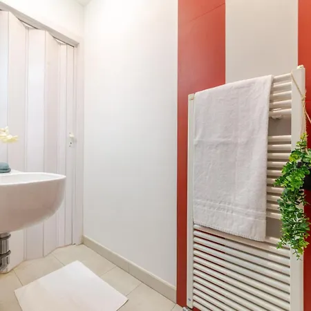 Characteristic One Bedroom Columns Of San Lorenzo