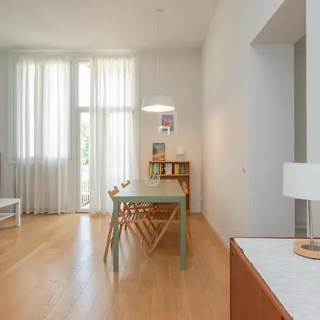דירה M2 Stylish Within Walking Distance Of The Navigli District מילאנו