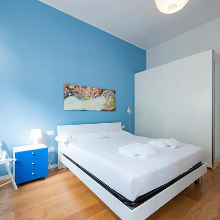 M2 Stylish Within Walking Distance Of The Navigli District Apartment *