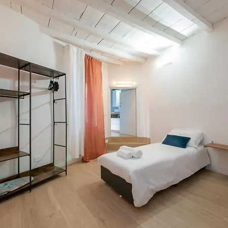 I-host Ornato - Spacious 2br For 10 Guests With 3 Bathrooms Appartement *