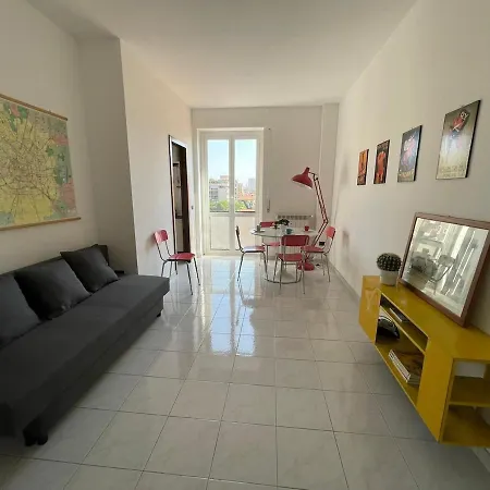 La Madonnina -modern In Tortona District Daire Milano