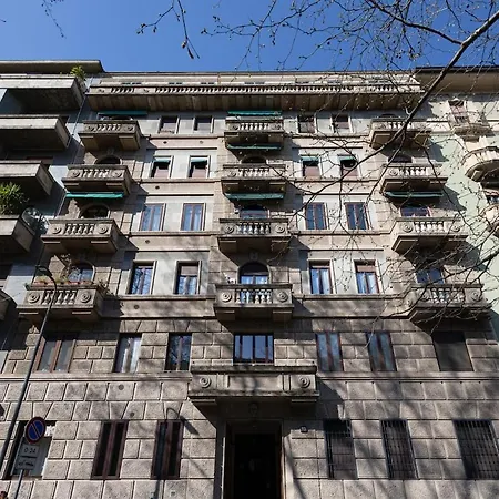 Large Comfort 6 Persons Close Downtown Appartement Milaan