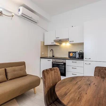 Bright Near Metro Tolstoj - Easy Centre And Linate Access Apartment Mailand