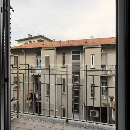 Apartment Tibaldi, 29 - Bright Between Bocconi And Navigli Milan
