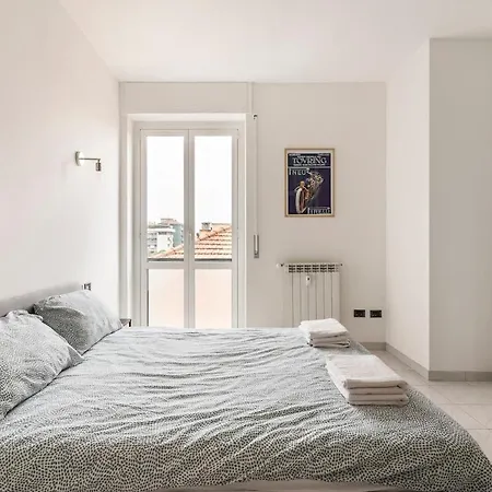 La Madonnina -modern In Tortona District