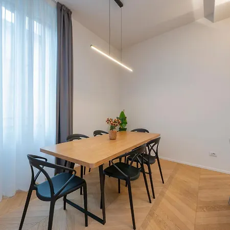 Luxury - Caccialepori 3