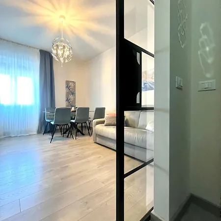 Daire Guesthost - Balcony Flat X3 Linate Airport Mm4