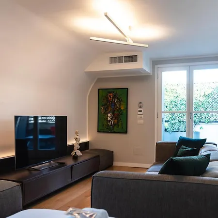 Youhosty - Brera Double Terrace *