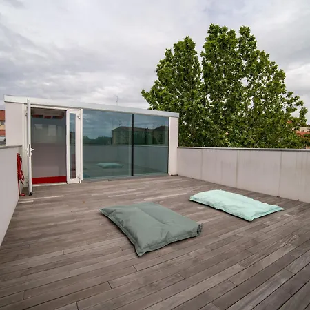 Luxury Penthouse, Exclusive Design & Private Garage Mailand