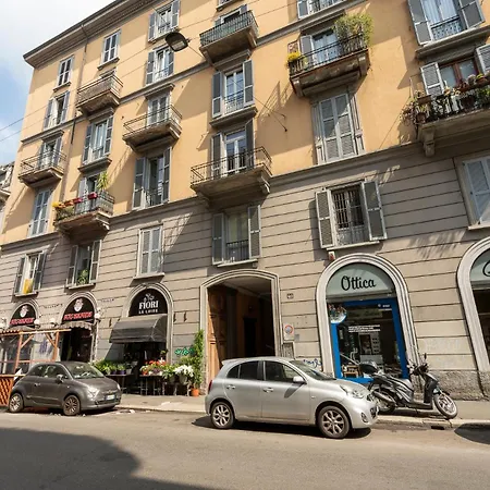 Casa Enissa, 20 Min From Duomo - 10 Min From Peace Arch Apartamento *
