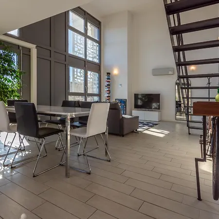 I-host - Quintiliano 7 Apartment *