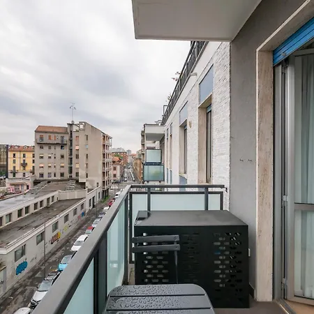 I-host - Spacious 3br - Balcony - Sleeps 7 Apartment *