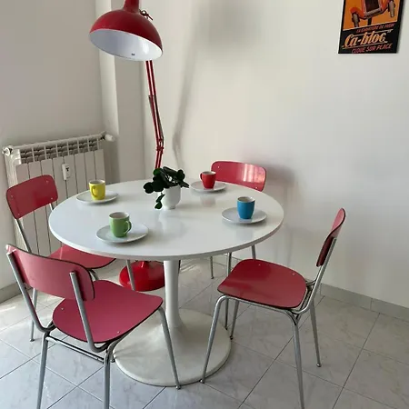 Apartamento La Madonnina -modern In Tortona District