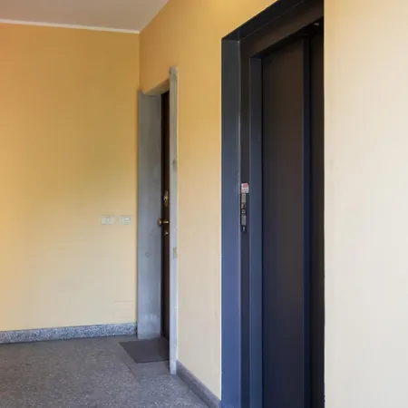 Bright Modern Flat In Centre