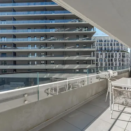 Feel Uptown Fiera With Terrace & Garage By Ndp Rent Apartment Mailand