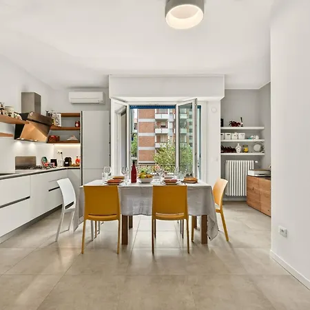 Davide Host Classy&easy Apartment