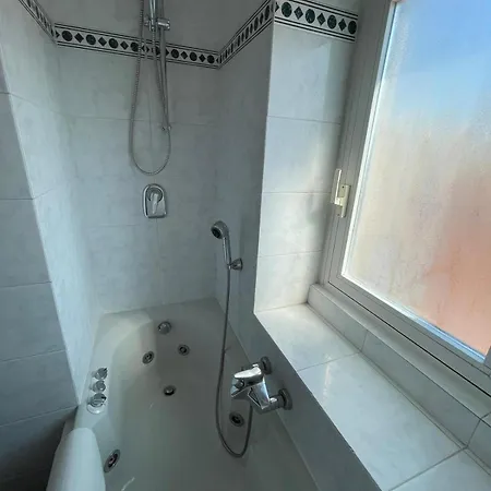 La Madonnina -modern In Tortona District Apartamento Milán