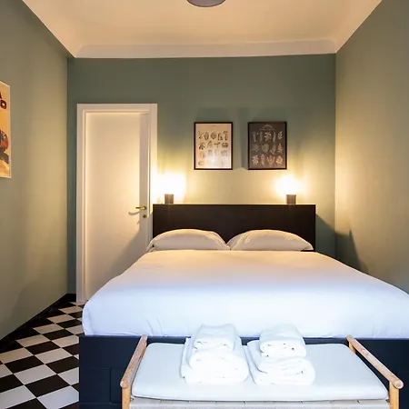 Charming Flat In Colonne Di San Lorenzo شقة