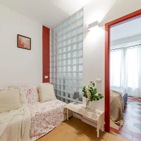 Characteristic One Bedroom Columns Of San Lorenzo * Milan