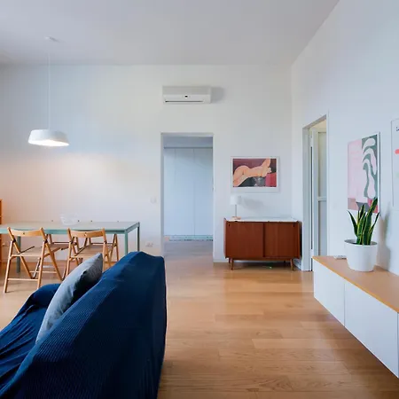 M2 Stylish Within Walking Distance Of The Navigli District Apartment *