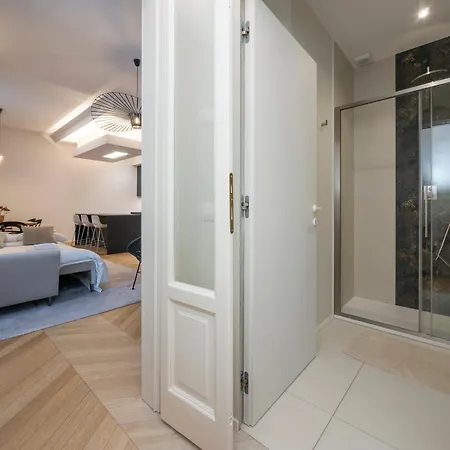 Luxury - Caccialepori 3 * Милан