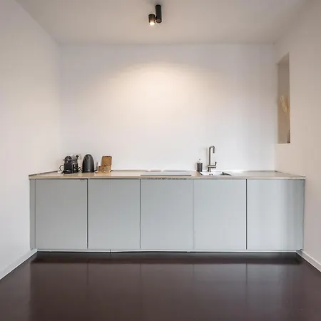 Apartment Station 400 Mt *