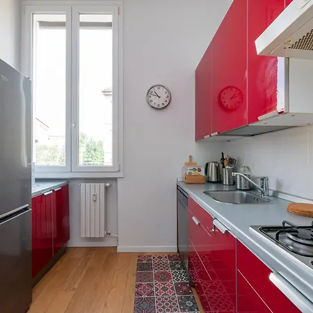 M2 Stylish Within Walking Distance Of The Navigli District Milan