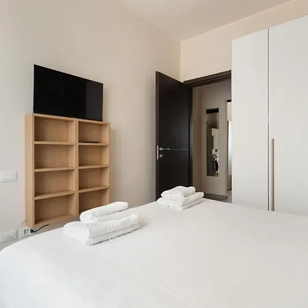 Daire Guesthost - Balcony Flat X3 Linate Airport Mm4 *