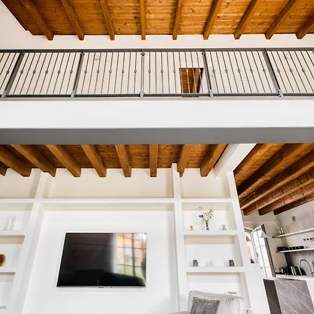 Appartamento Luxury 5br Retreat Near Navigli Milano
