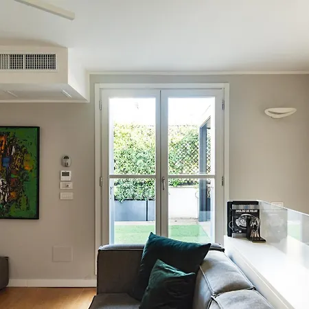 Youhosty - Brera Double Terrace *