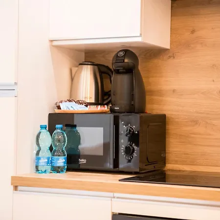 Mahon 1br Superior - Quiet, Near Tram, Metro, Duomo, Station *