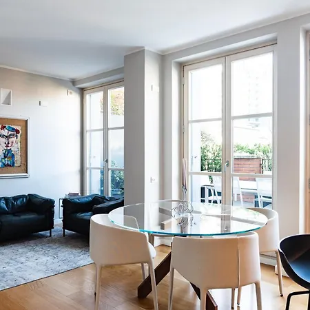 Youhosty - Brera Double Terrace * Mailand