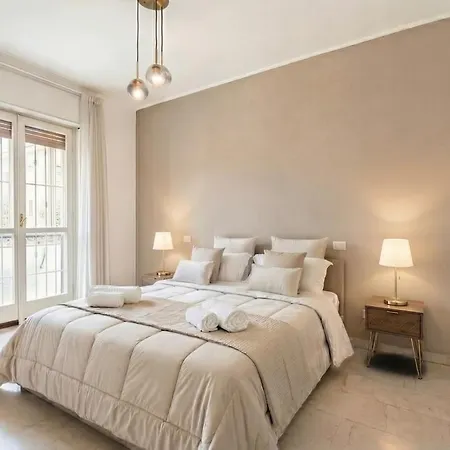 Spacious Modern Ac Close To Metro Апартаменты