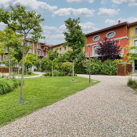 Luxury 5br Retreat Near Navigli Milano
