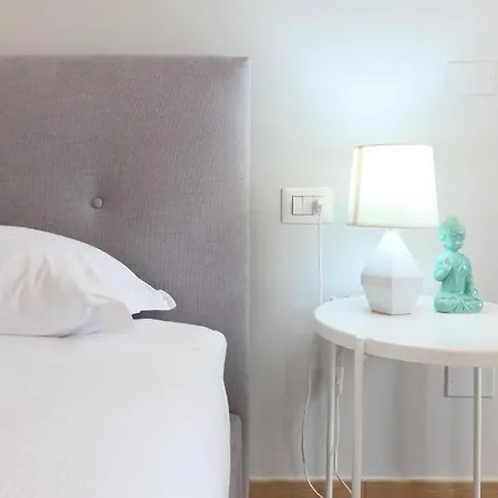 Mch Navigli - 6 Stops To Duomo, Modern With Ac And Wifi *