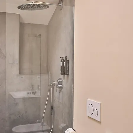 Ariosto Living ميلان