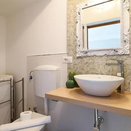 Mch Navigli - 6 Stops To Duomo, Modern With Ac And Wifi Appartamento Milano
