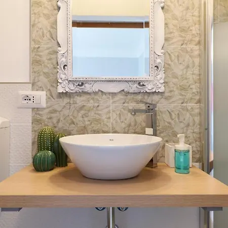 Appartamento Mch Navigli - 6 Stops To Duomo, Modern With Ac And Wifi *