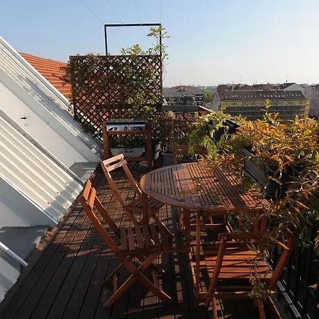 Piazza Napoli Penthouse Apartment *