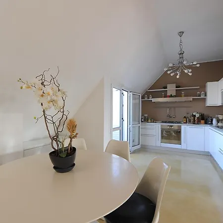 Piazza Napoli Penthouse
