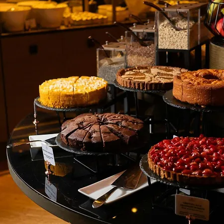 Szálloda Rosa Grand - Starhotels Collezione Milánó