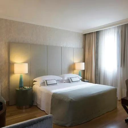 Rosa Grand - Starhotels Collezione Milánó